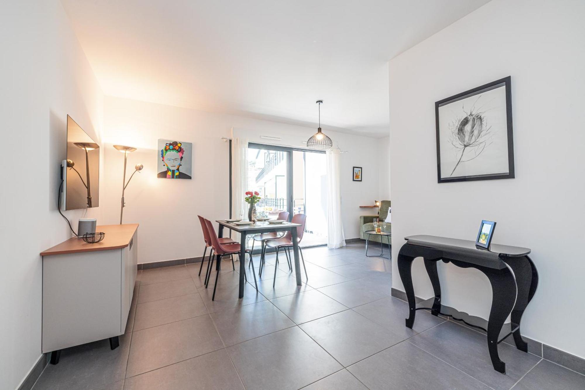 Queen Riviera : Climatisation, Parking, Terrasse Mentone Esterno foto