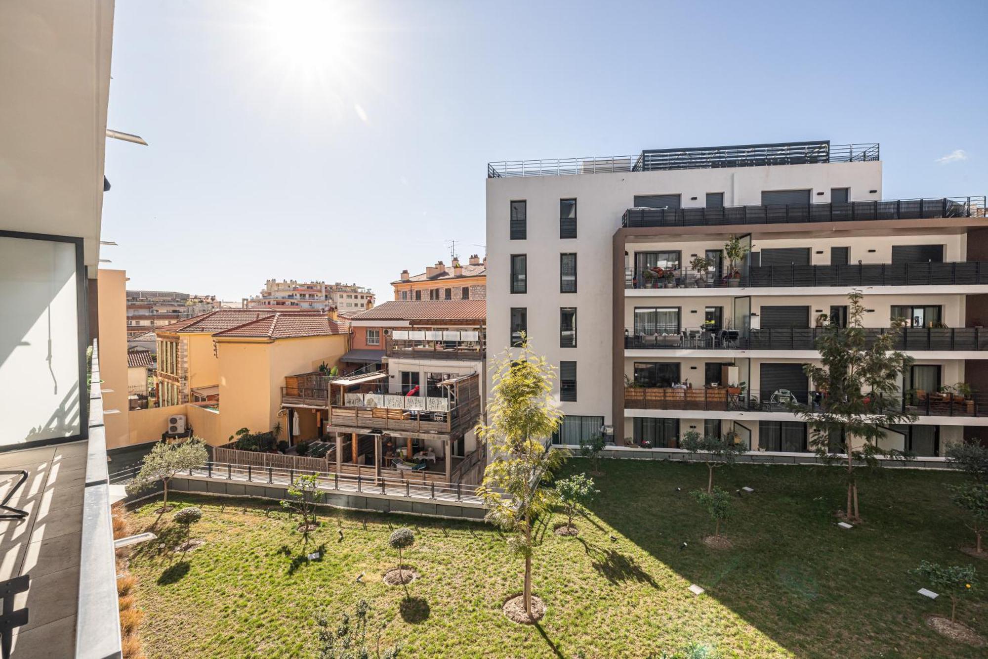 Queen Riviera : Climatisation, Parking, Terrasse Mentone Esterno foto