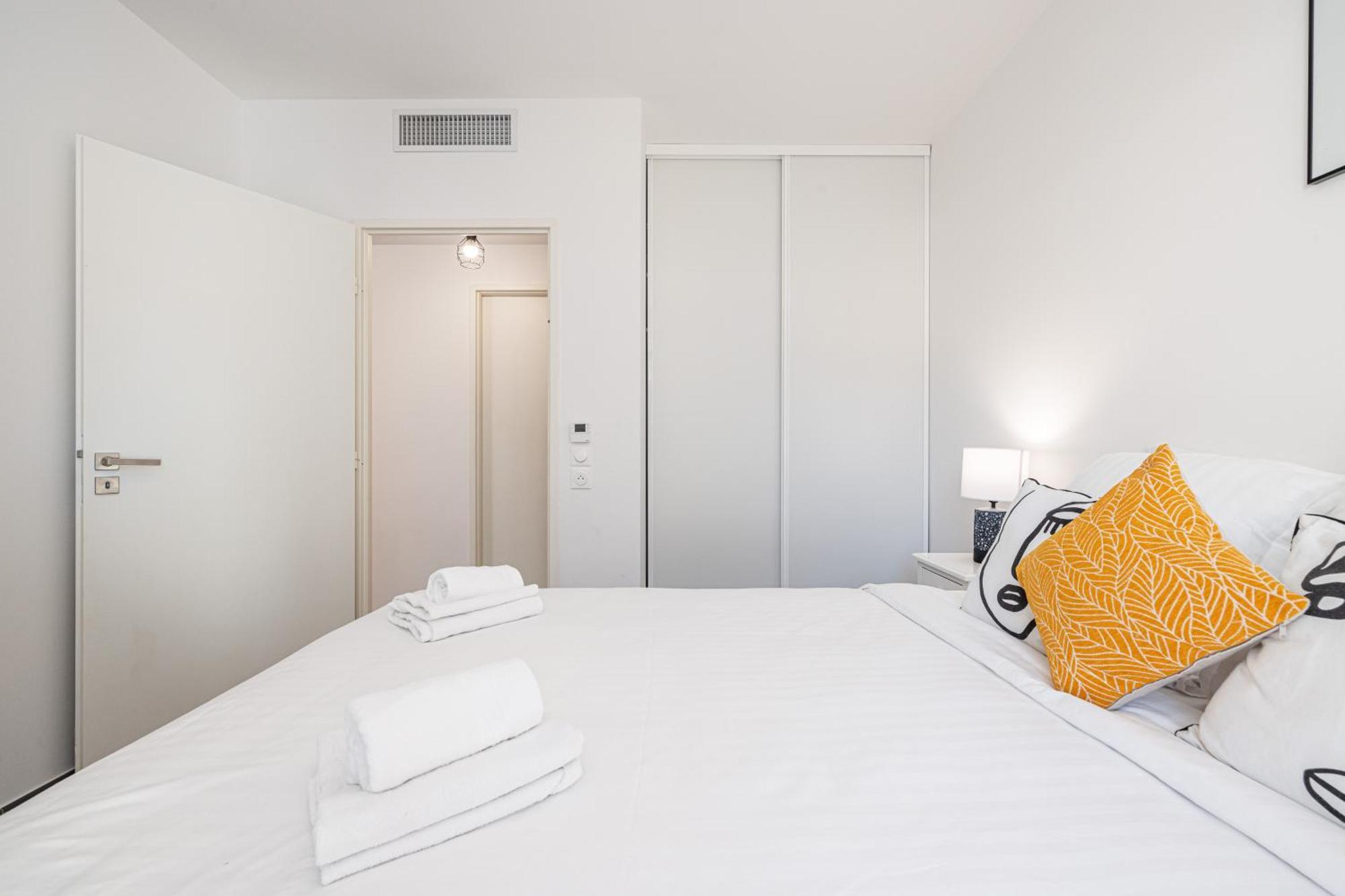 Queen Riviera : Climatisation, Parking, Terrasse Mentone Esterno foto